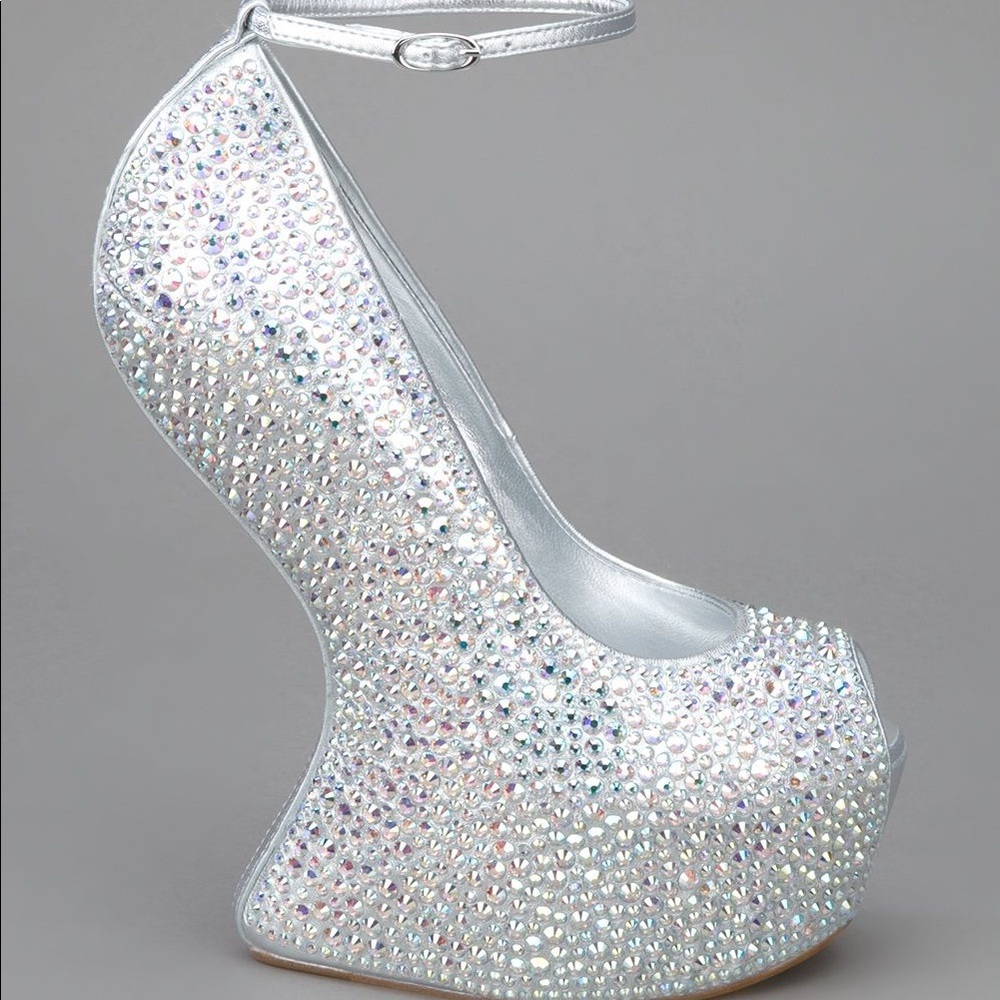 Giuseppe Zanotti Crystal "Heelless" Heels open toe